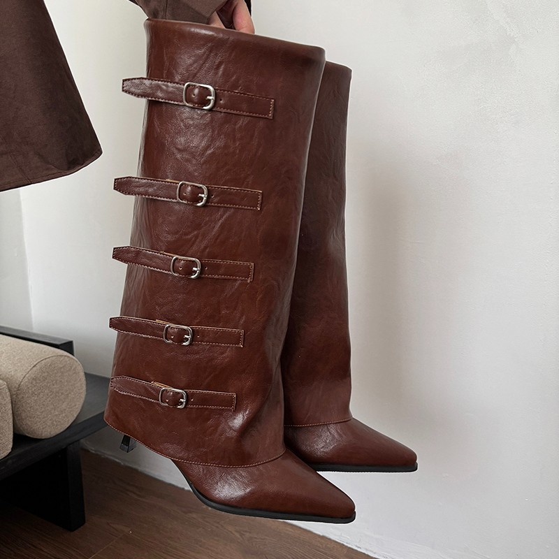 أحذية نسائية جديدة لموسم الخري - مراجعة Leather Classic Strap وسعره